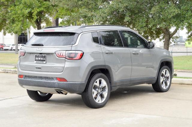 Photo of 2021 Sting Gray Clearcoat Jeep Compass