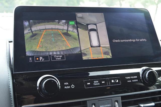 Photo of 2024 Super Black Nissan Armada