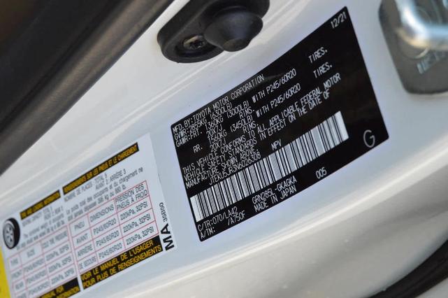 Photo of 2022 Blizzard Pearl Toyota 4Runner