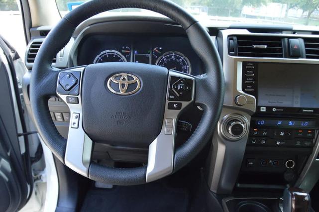 Photo of 2022 Blizzard Pearl Toyota 4Runner