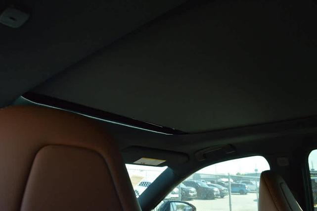 Photo of 2025 2t Grpt Shdw INFINITI QX60