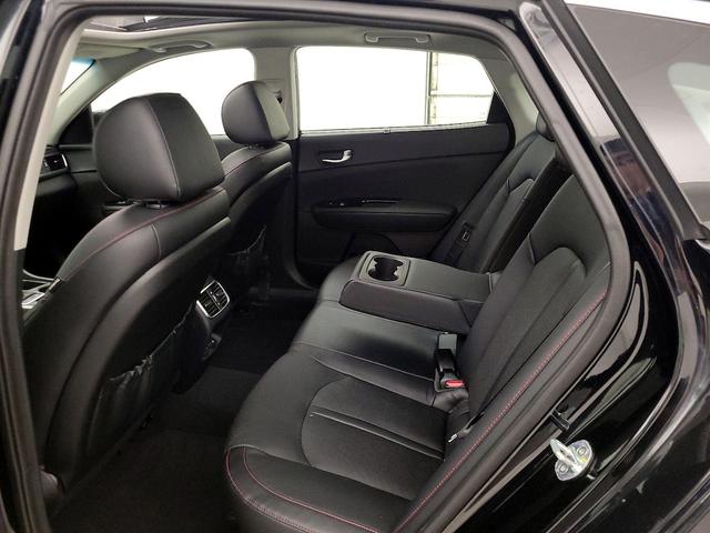 Photo of 2016 Black Kia Optima