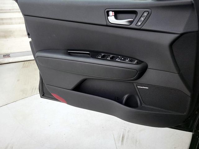 Photo of 2016 Black Kia Optima
