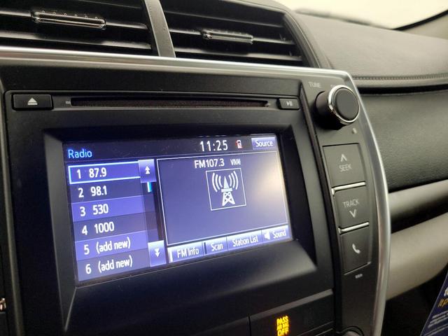 Photo of 2016 Silver Toyota Camry