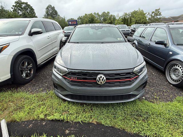 Photo of 2021 Pure Gray Volkswagen Jetta GLI