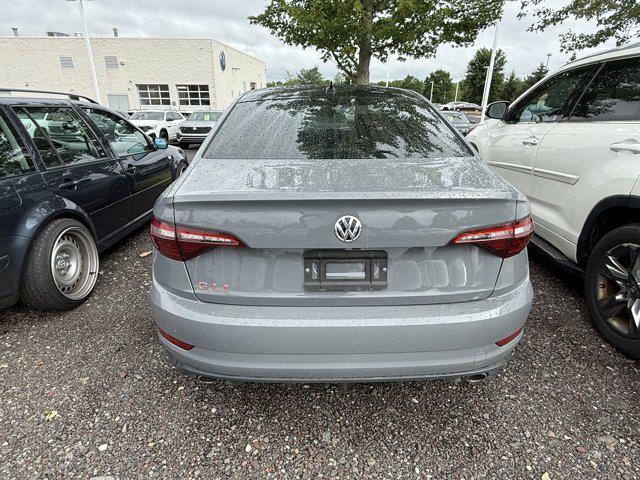 Photo of 2021 Pure Gray Volkswagen Jetta GLI