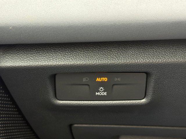 Photo of 2025 Pyrite Silver Metallic Volkswagen Tiguan