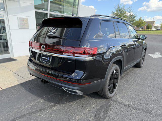 Photo of 2026 Deep Black Pearl Volkswagen Atlas