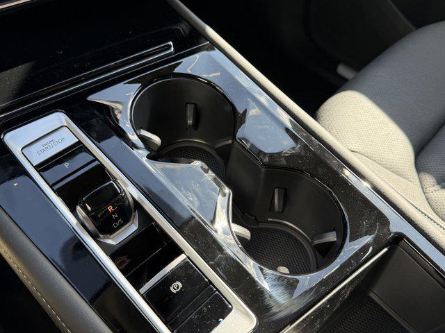 Photo of 2026 Deep Black Pearl Volkswagen Atlas