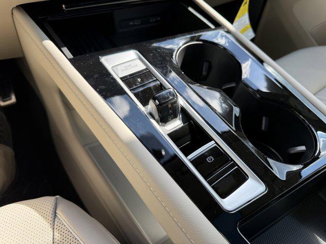 Photo of 2026 Deep Black Pearl Volkswagen Atlas