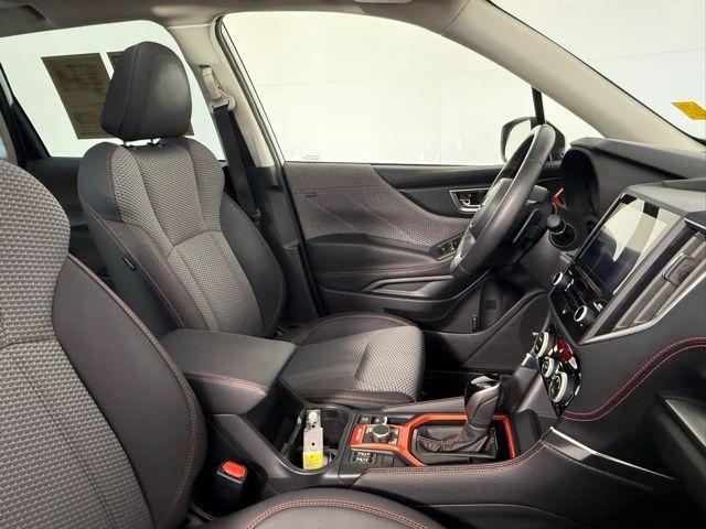 Photo of 2021 Ice Silver Metallic Subaru Forester