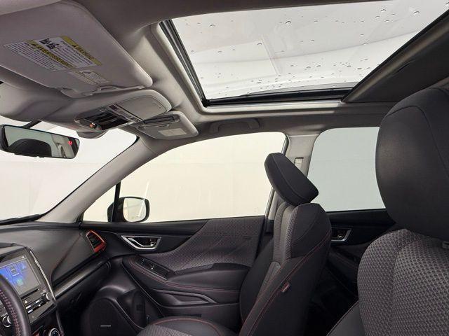 Photo of 2021 Ice Silver Metallic Subaru Forester