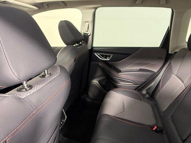 Photo of 2021 Ice Silver Metallic Subaru Forester