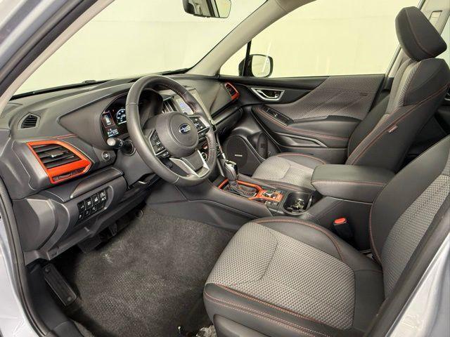 Photo of 2021 Ice Silver Metallic Subaru Forester