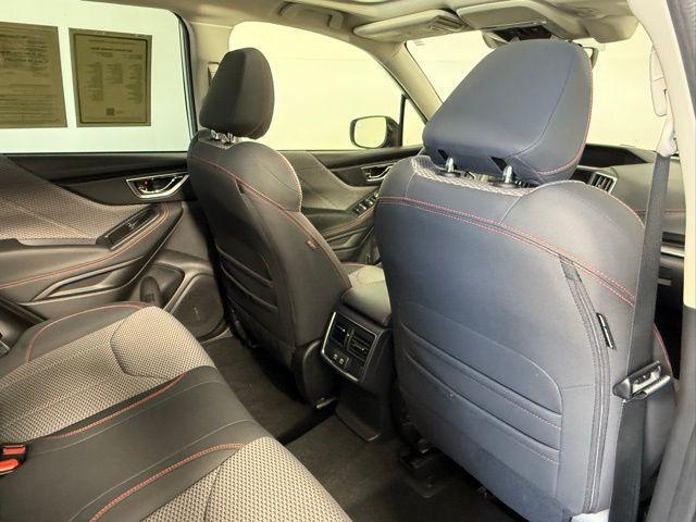Photo of 2021 Ice Silver Metallic Subaru Forester