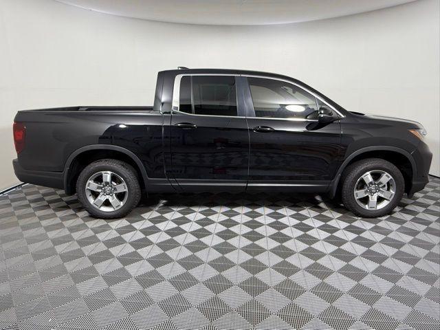 Photo of 2025 Crystal Black Honda Ridgeline
