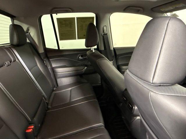 Photo of 2025 Crystal Black Honda Ridgeline