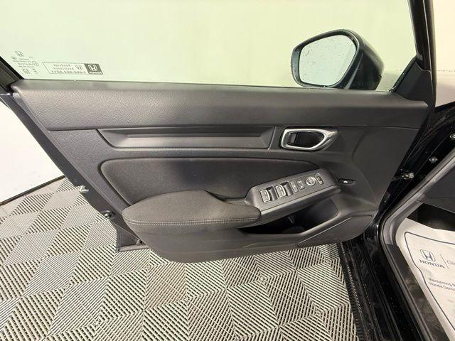 Photo of 2025 Black Honda Civic