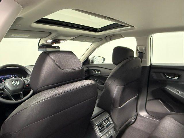 Photo of 2025 Solar Silver Metallic Honda Accord