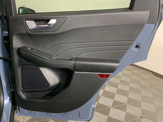 Photo of 2025 Vapor Blue Ford Escape