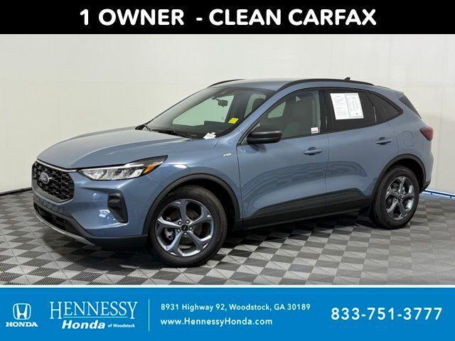 Photo of 2025 Vapor Blue Ford Escape