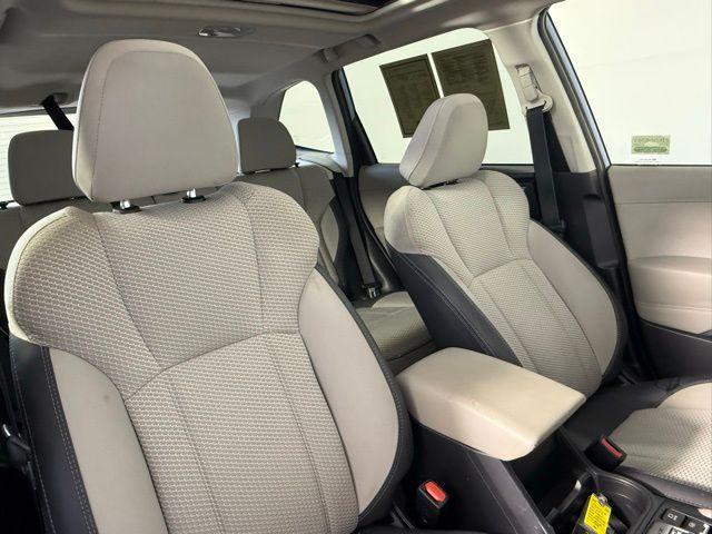 Photo of 2019 Horizon Blue Pearl Subaru Forester