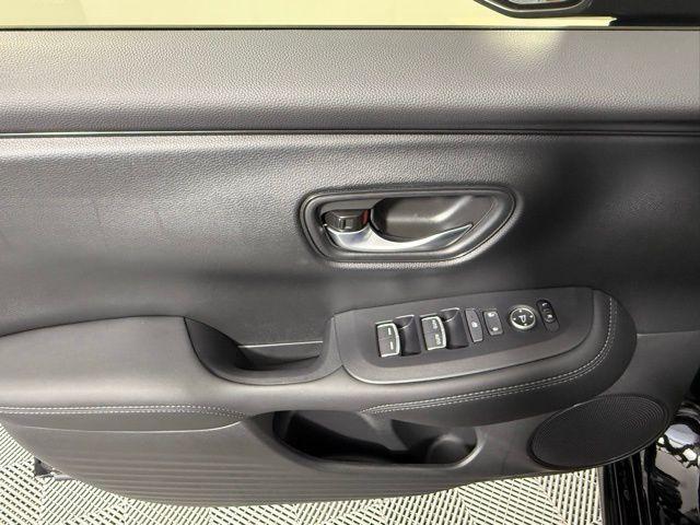 Photo of 2026 Crystal Black Pearl Honda HR-V