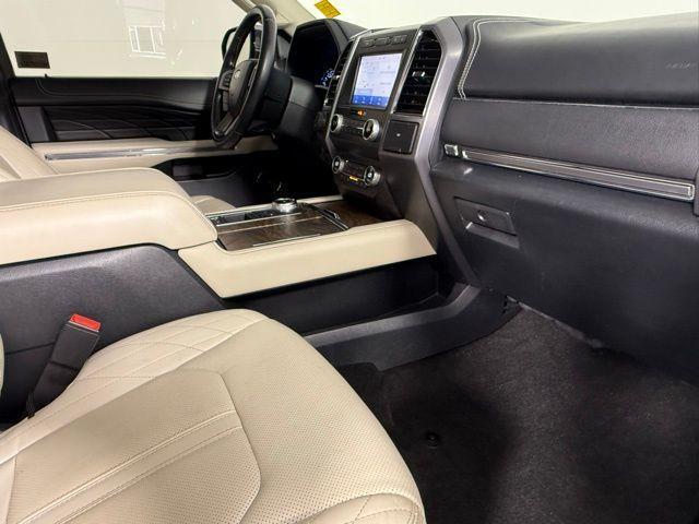 Photo of 2020 White Ford Expedition