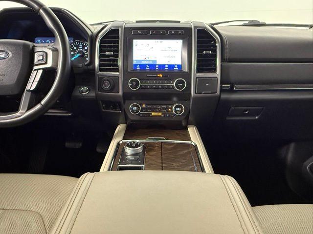 Photo of 2020 White Ford Expedition