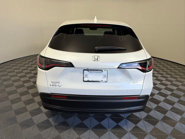 Photo of 2026 Platinum White Pearl Honda HR-V