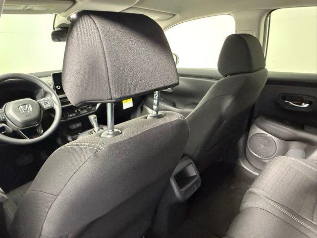 Photo of 2026 Platinum White Pearl Honda HR-V