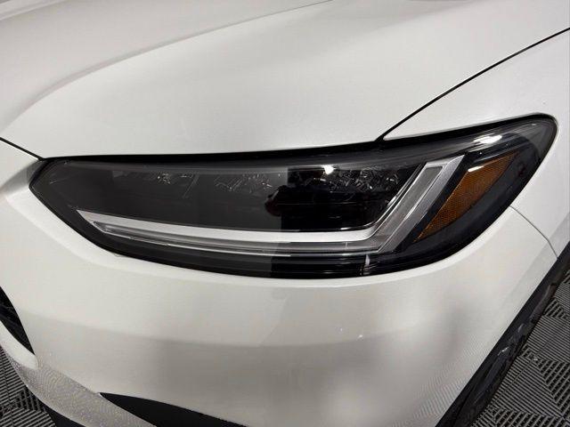 Photo of 2026 Platinum White Pearl Honda HR-V