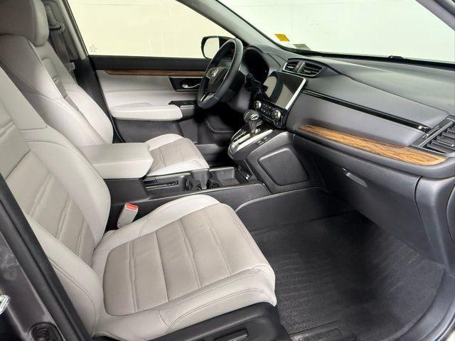 Photo of 2021 Crystal Black Pearl Honda CR-V