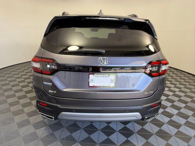 Photo of 2025 Modern Steel Metallic Honda Pilot