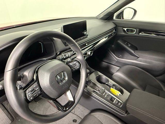 Photo of 2025 Rallye Red Honda Civic Hybrid