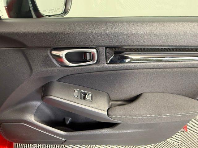 Photo of 2025 Rallye Red Honda Civic Hybrid