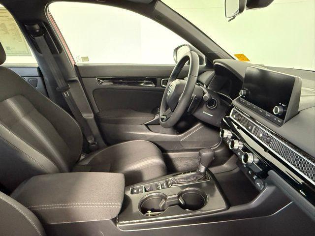 Photo of 2025 Rallye Red Honda Civic Hybrid