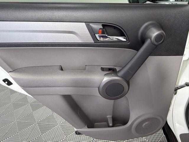Photo of 2011 Taffeta White Honda CR-V