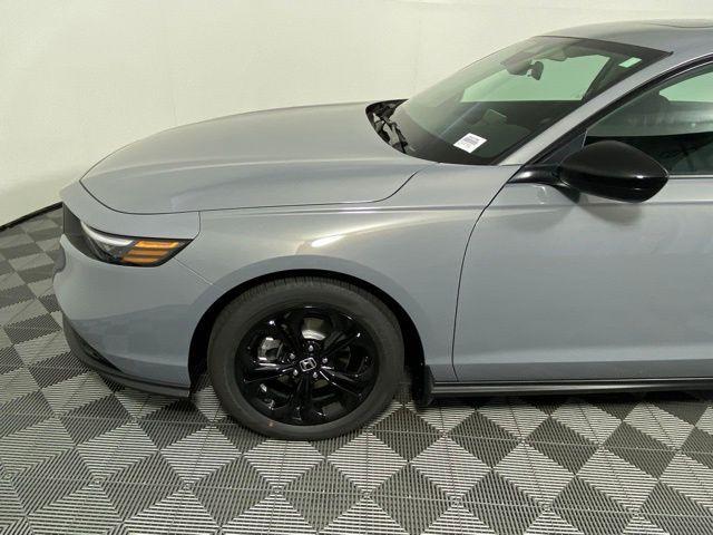 Photo of 2025 Urban Gray Pearl Honda Accord