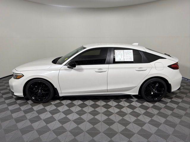 Photo of 2025 White Honda Civic