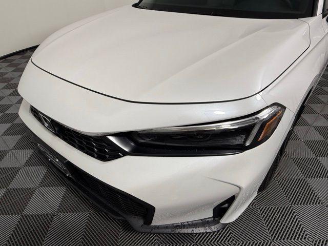 Photo of 2025 White Honda Civic