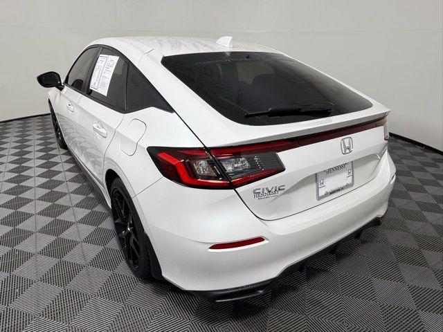 Photo of 2025 White Honda Civic