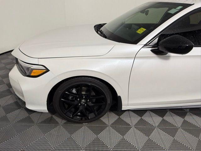 Photo of 2025 White Honda Civic