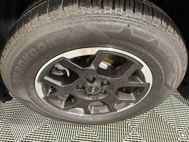Photo of 2025 Lunar Silver Metallic Honda Pilot