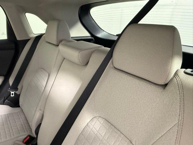 Photo of 2026 Platinum White Pearl Honda HR-V