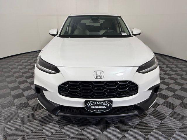 Photo of 2026 Platinum White Pearl Honda HR-V
