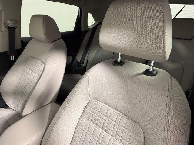 Photo of 2026 Platinum White Pearl Honda HR-V