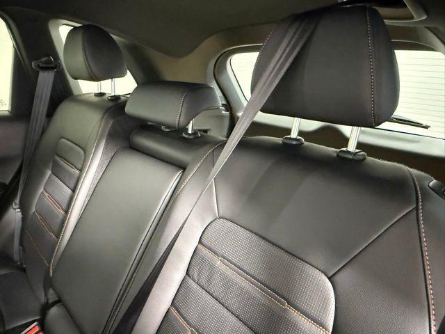 Photo of 2026 Silver Honda CR-V Hybrid