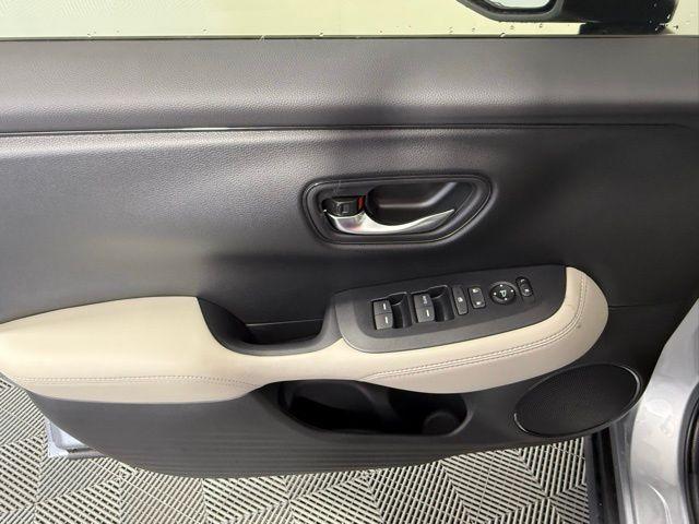 Photo of 2026 Solar Silver Metallic Honda HR-V