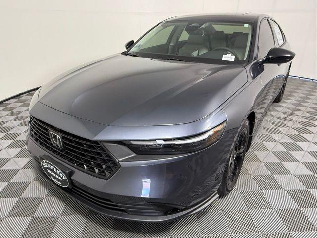 Photo of 2025 Meteorite Gray Metallic Honda Accord